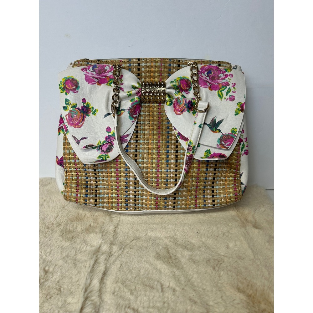 Betsey Johnson Floral Woven Straw Bow Shoulder Bag White Pink Gold Studded Large